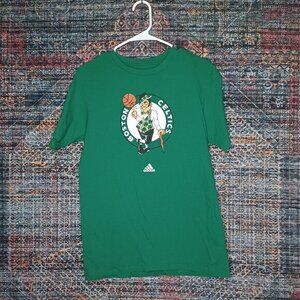 adidas mens Bostom Celtics NBA Go-To basketball crew tee shirt M